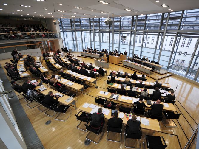 Blick in den Plenarsaal des Landtags von Sachsen-Anhalt
